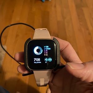 Fitbit versa 2